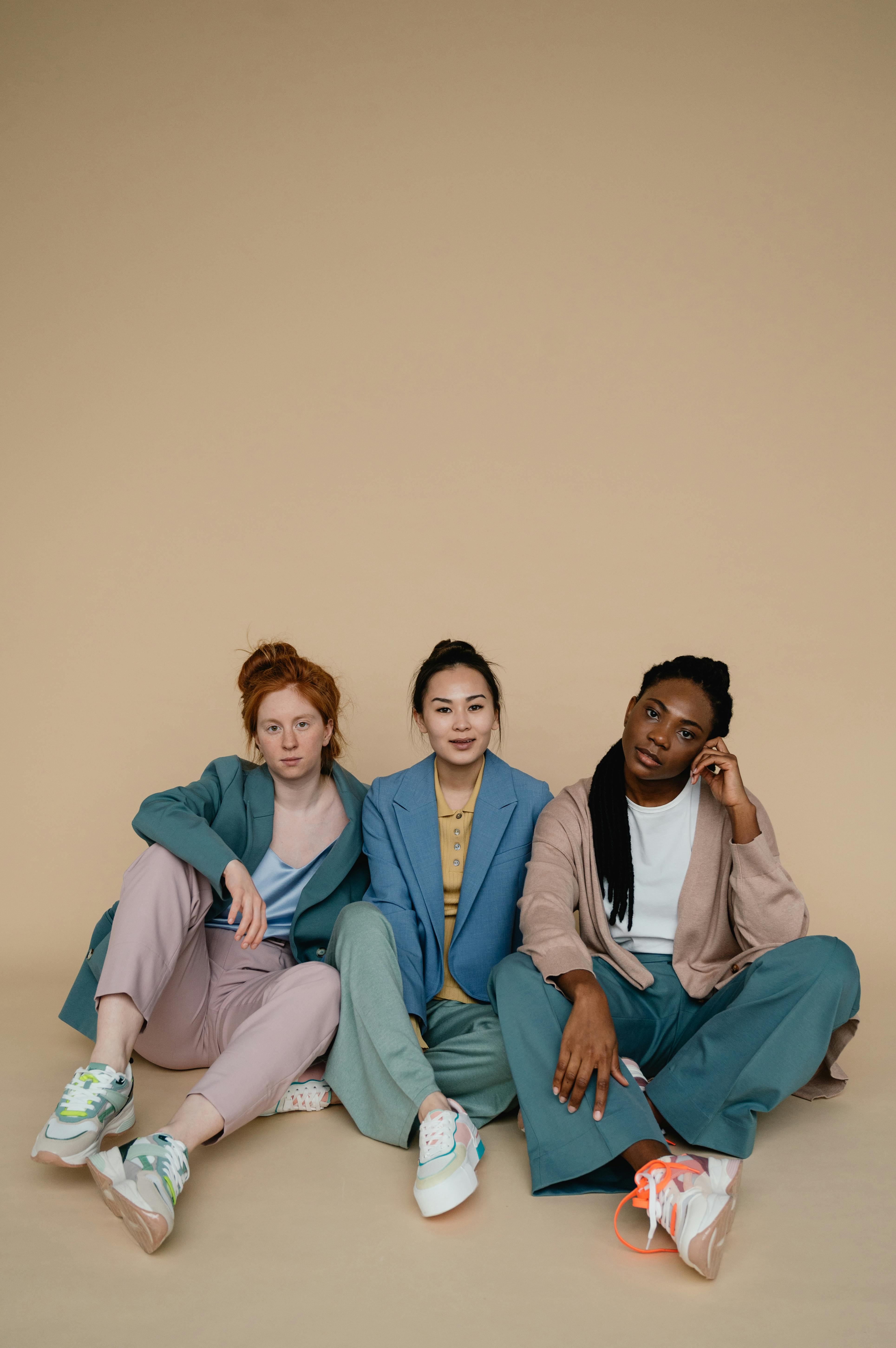 活动现场记录与舞台灯光画面